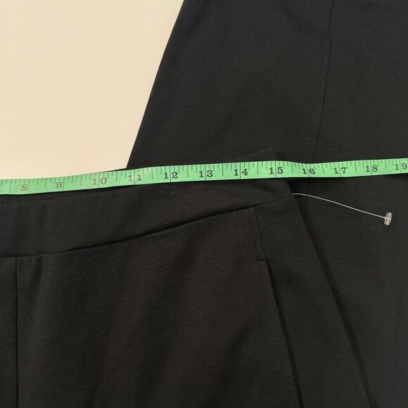 Eileen Fisher Black Crepe Snap Ankle Pants Size Small NWT - Picture 4 of 7